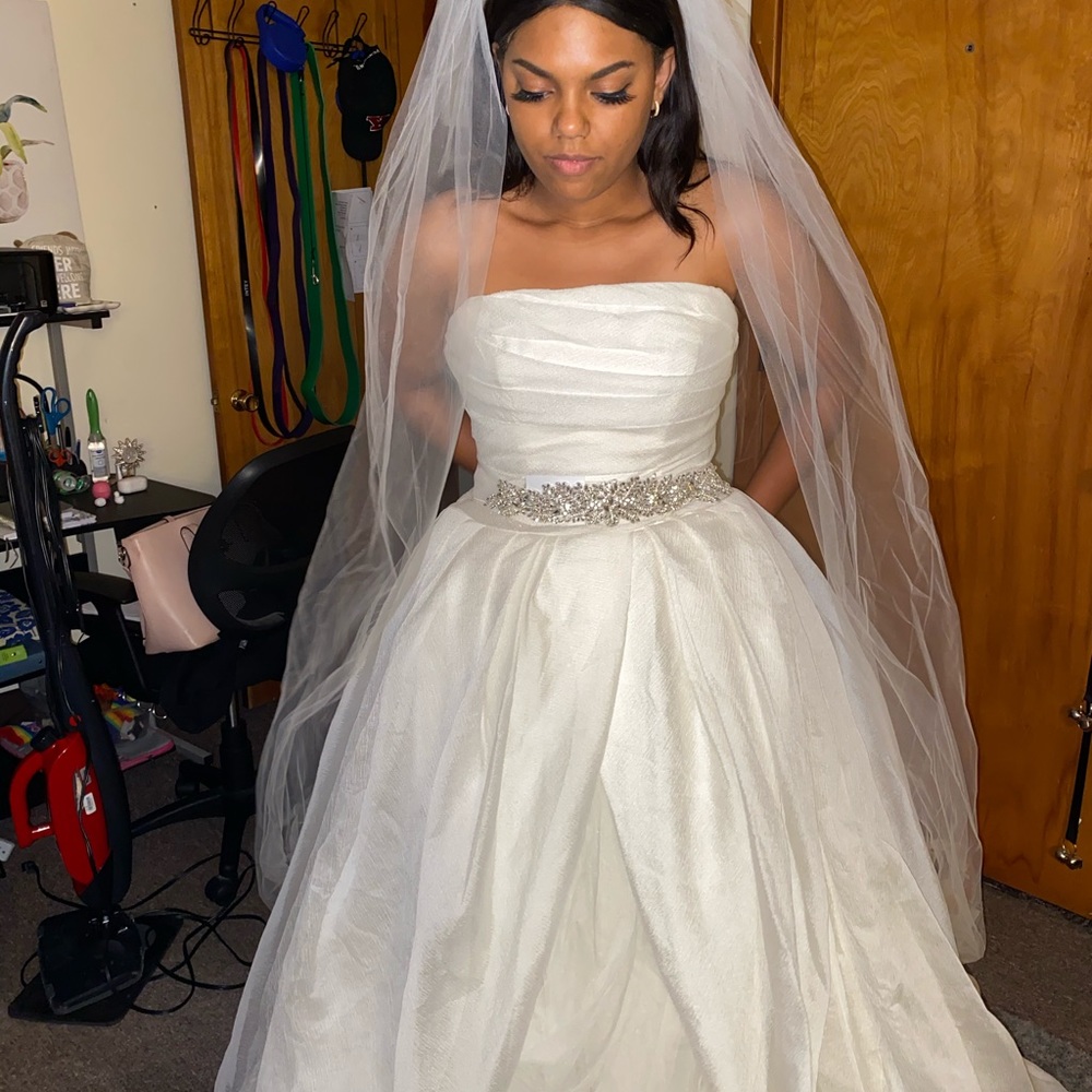 White by Vera Wang Wedding Dress